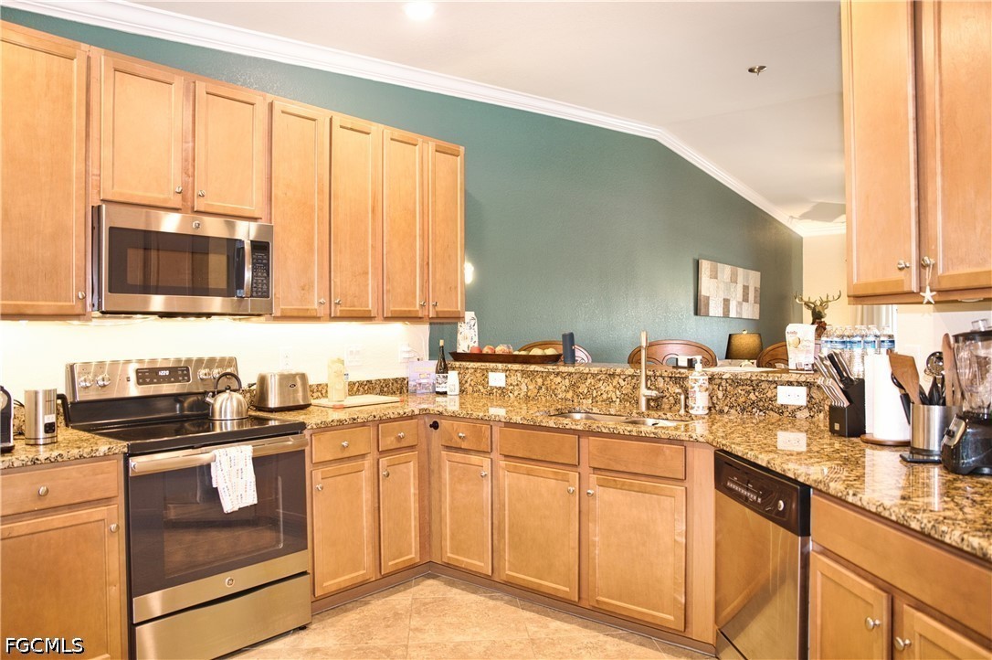 2 Bed Waterfront Home for Sale in Palmetto Cove, photo 14