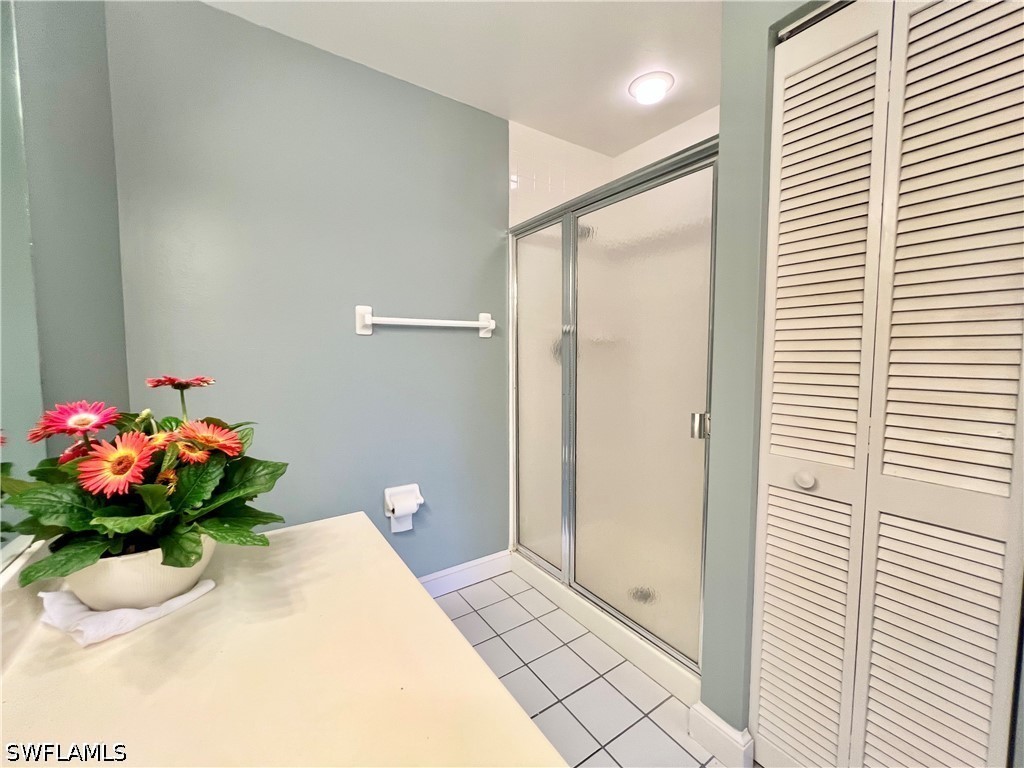 2 Bed Condominium for Sale in Naples, photo 14