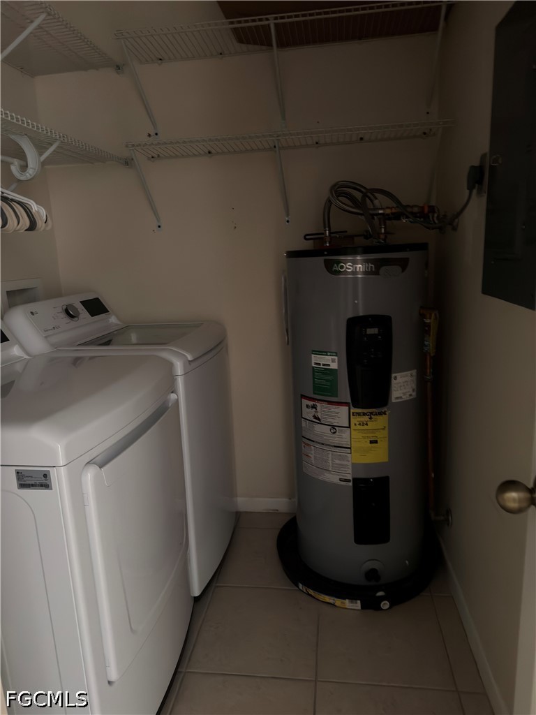 2 Bed Condominium for Sale in Cape Coral, photo 14