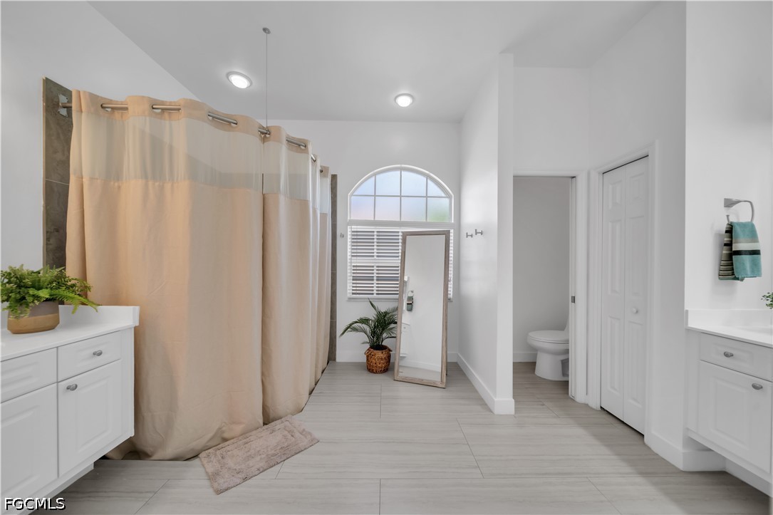 4 Bed SingleFamilyResidence for Sale in Gateway, photo 14