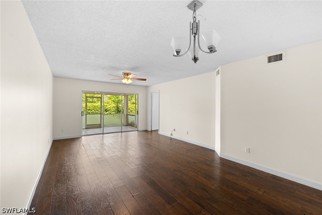 2 Bed Condominium for Sale in Naples, photo 14