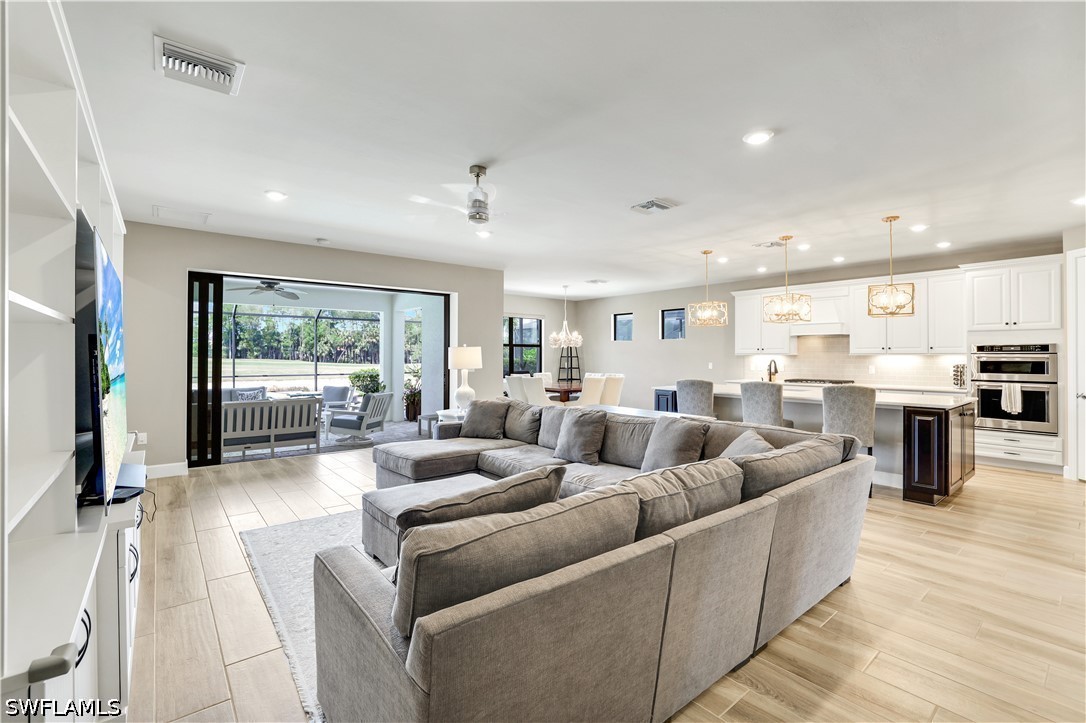 5 Bed Pool Home for Sale in Naples, photo 14
