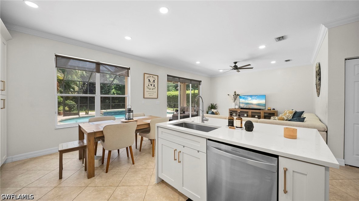 4 Bed Pool Home for Sale in Saturnia Lakes, photo 14