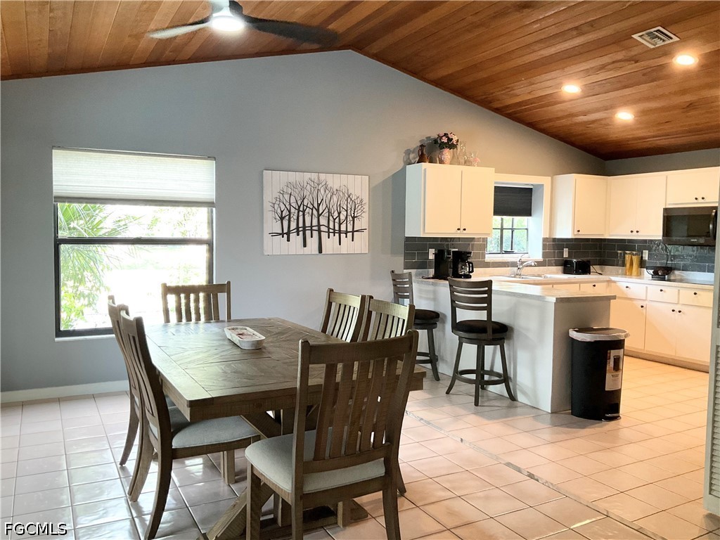 3 Bed Pool Home for Sale in Cape Coral, photo 14
