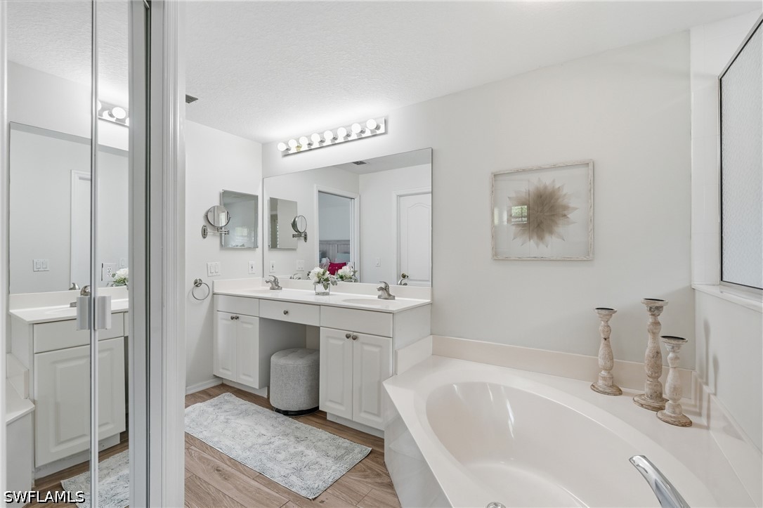 4 Bed Pool Home for Sale in Briarwood, photo 14
