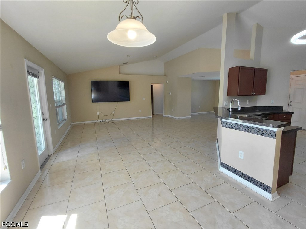 3 Bed Pool Home for Sale in Cape Coral, photo 14