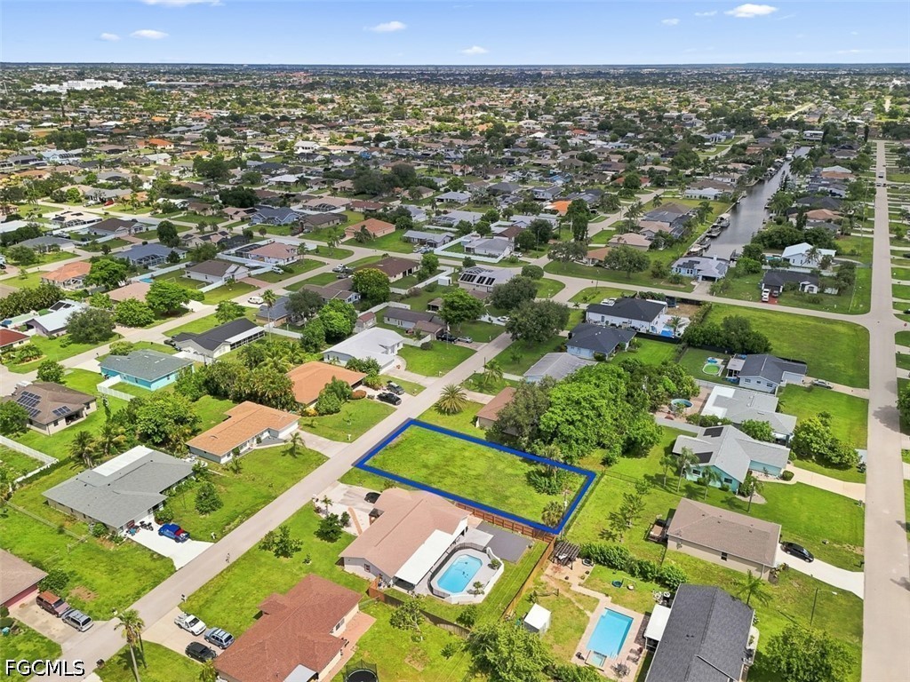 Residential for Sale in Cape Coral, photo 14