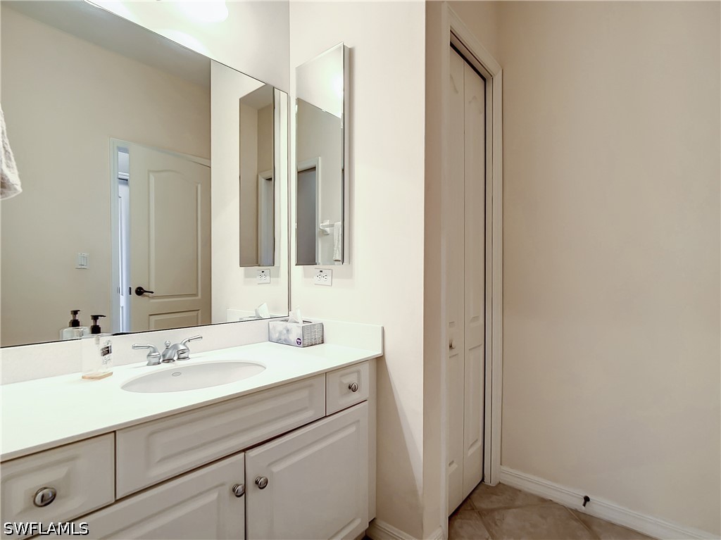 4 Bed Pool Home for Sale in Laurel Lakes, photo 14