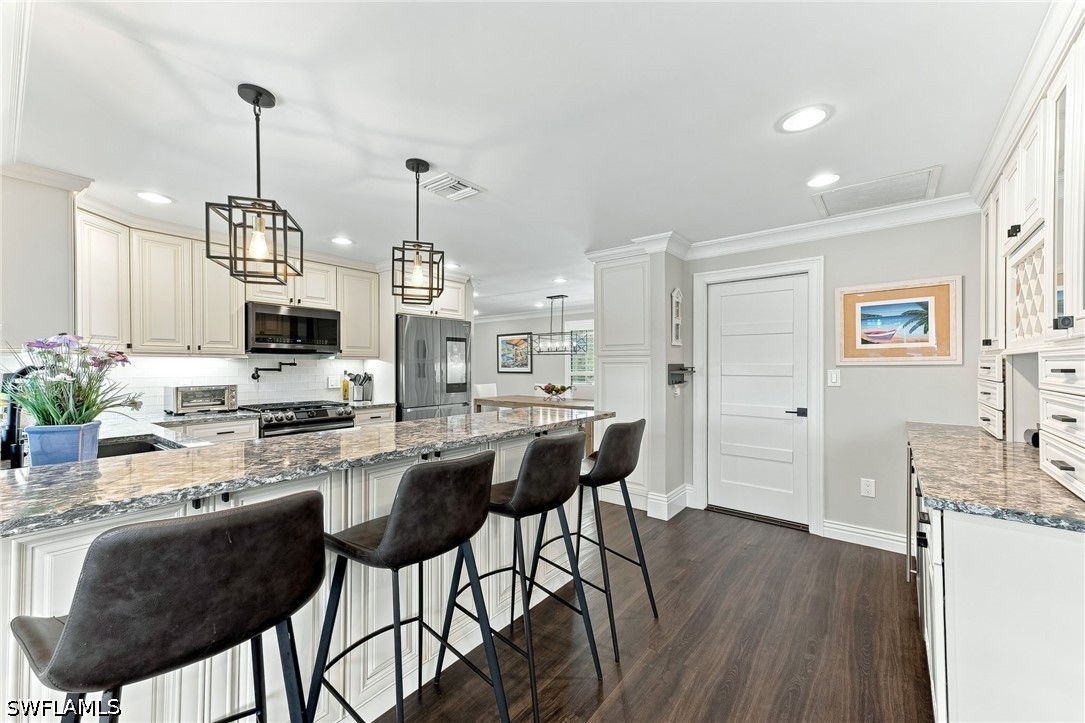 3 Bed Pool Home for Sale in Marco Island, photo 14