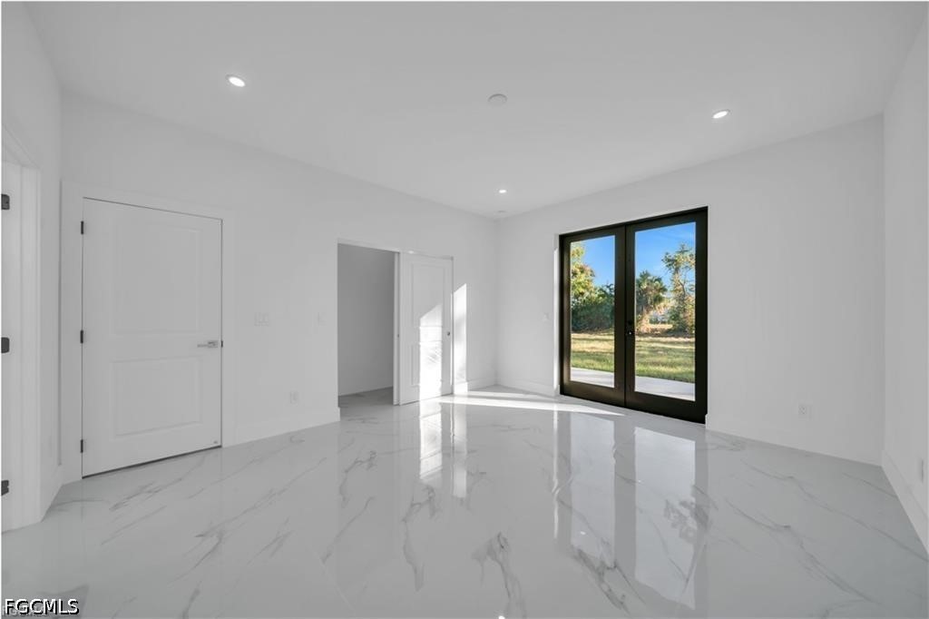3 Bed SingleFamilyResidence for Sale in Lehigh Acres, photo 14