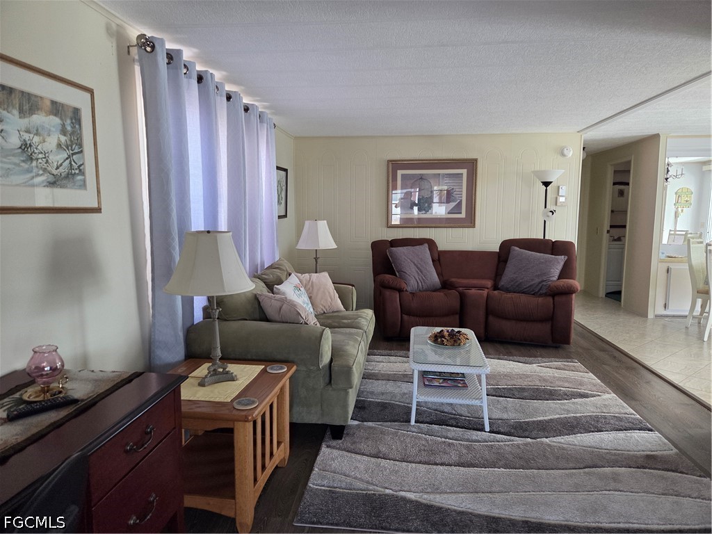 2 Bed ManufacturedHome for Sale in North Fort Myers, photo 14