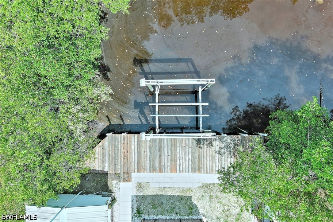 Waterfront Home for Sale in Plantation Island, photo 14