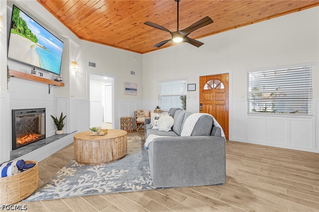 2 Bed Pool Home for Sale in Shell Mound Park, photo 14