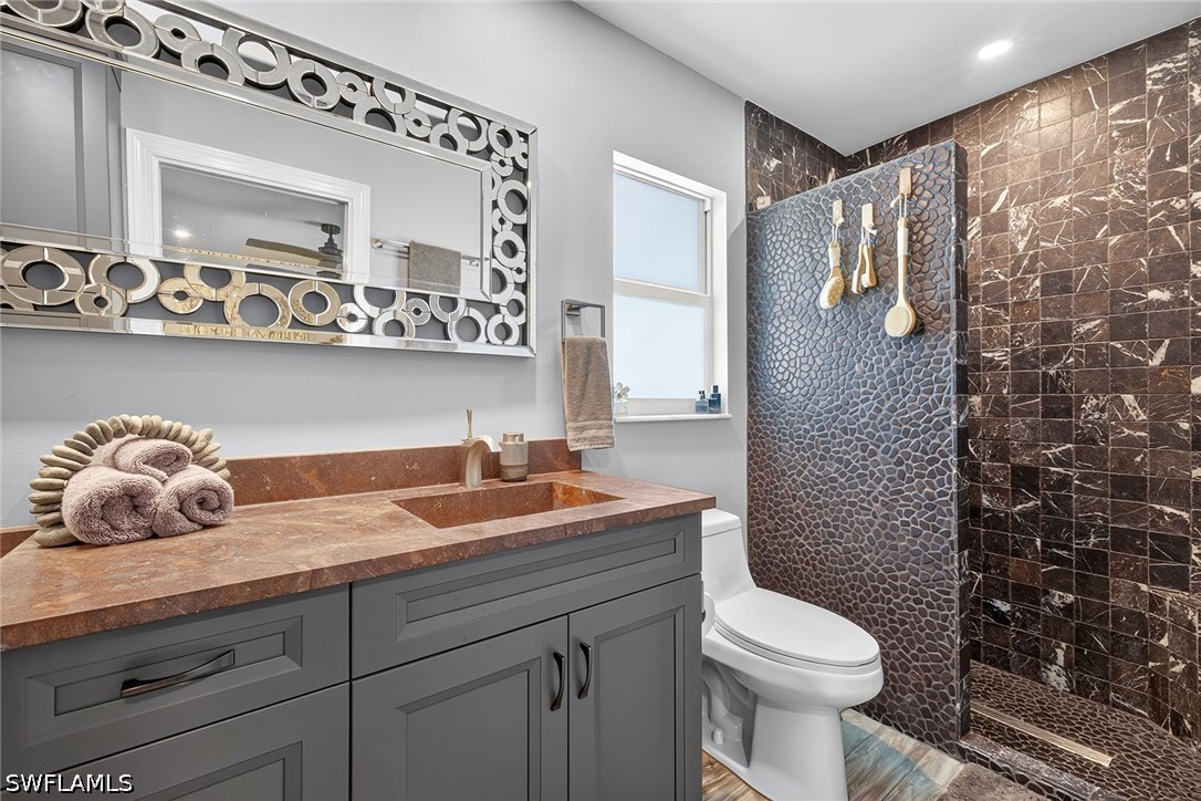 3 Bed SingleFamilyResidence for Sale in Naples Park, photo 14