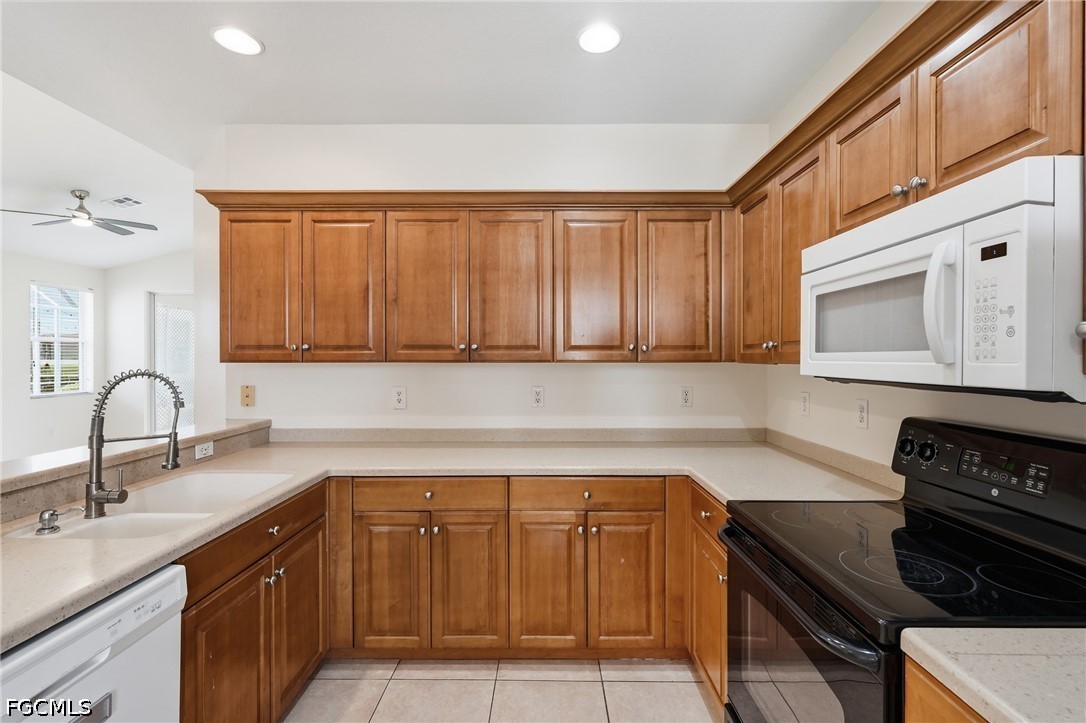 3 Bed Waterfront Home for Sale in Fort Myers, photo 14