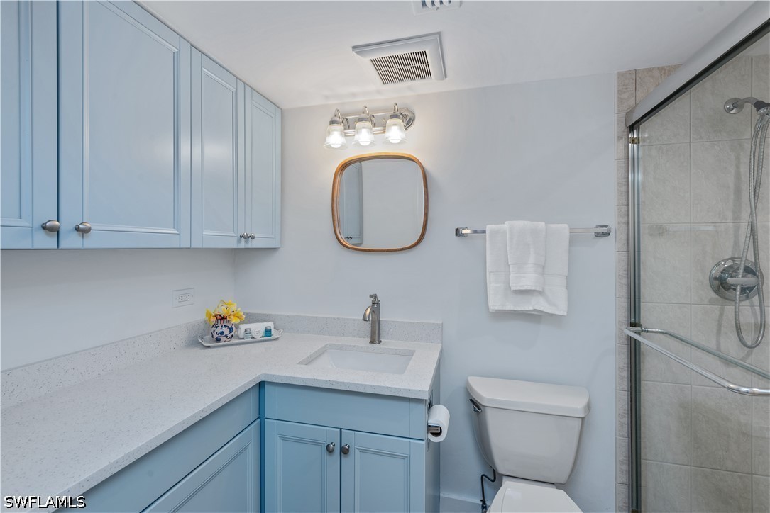 1 Bed Waterfront Home for Sale in Marco Island, photo 14