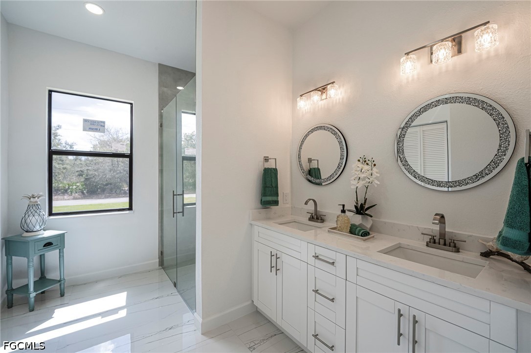3 Bed SingleFamilyResidence for Sale in Lehigh Acres, photo 14