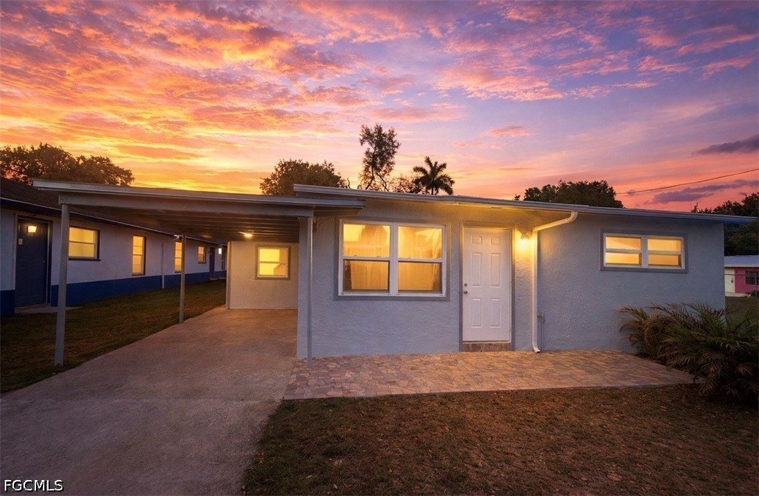 2 Bed SingleFamilyResidence for Sale in Fort Myers, photo 14