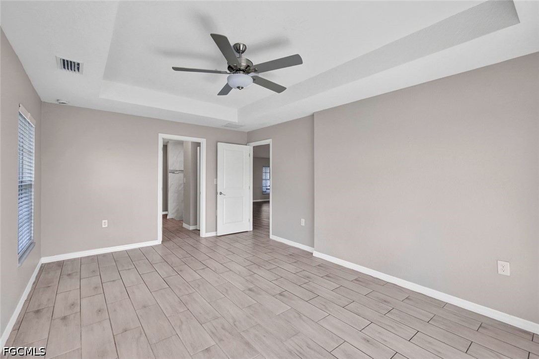 4 Bed SingleFamilyResidence for Sale in Cape Coral, photo 14