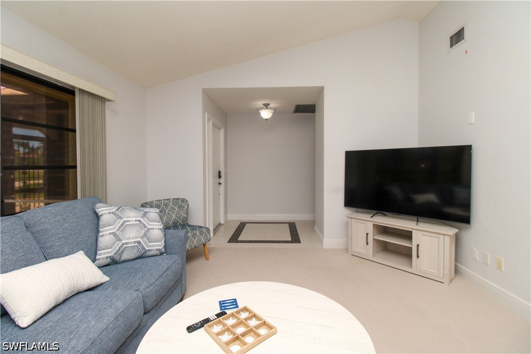 3 Bed Pool Home for Sale in Forest Hills, photo 14