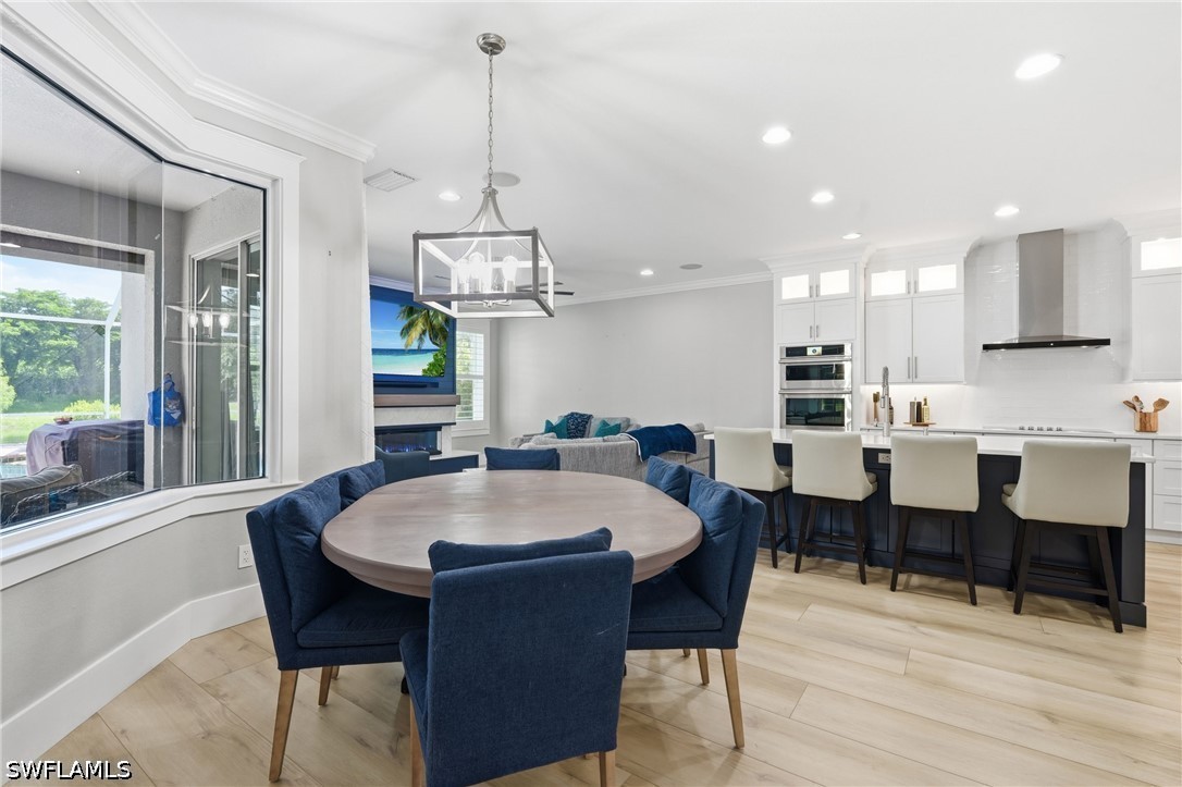 5 Bed Pool Home for Sale in Stoneybrook, photo 14