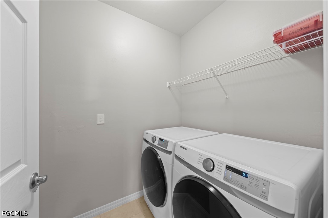4 Bed SingleFamilyResidence for Sale in Cape Coral, photo 14