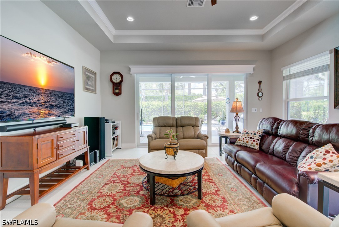 4 Bed Pool Home for Sale in Valencia Bonita, photo 14
