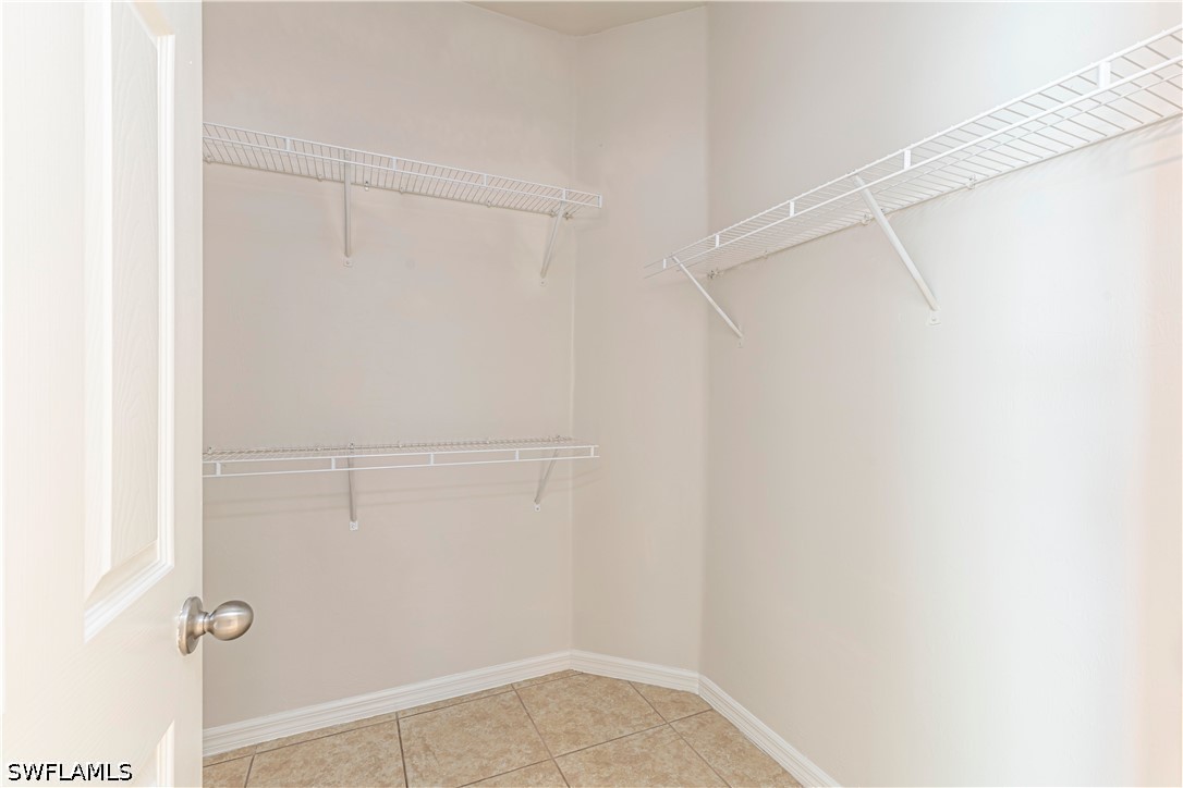 4 Bed SingleFamilyResidence for Sale in Cape Coral, photo 14