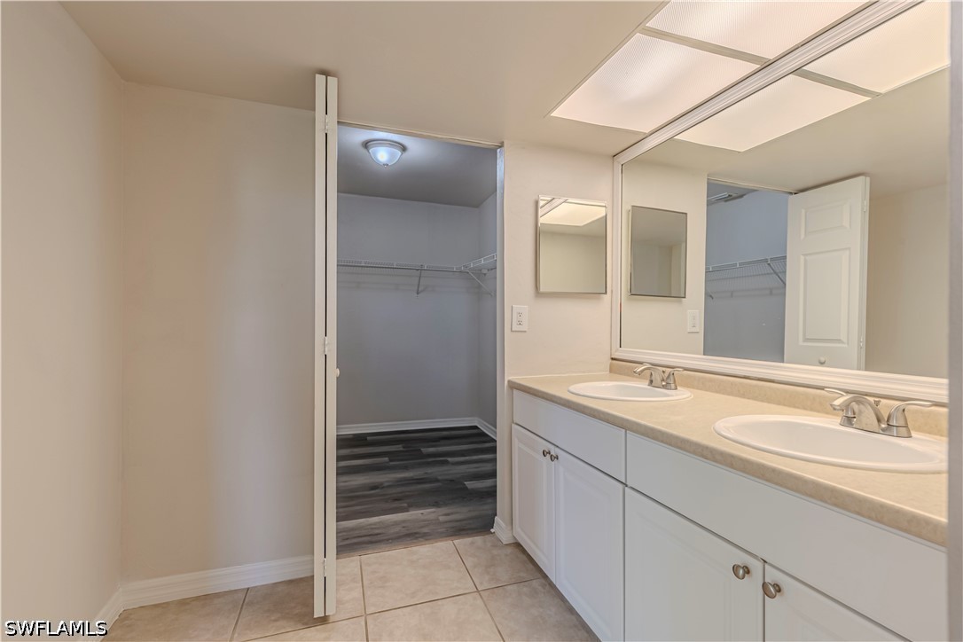 3 Bed Pool Home for Sale in Cape Coral, photo 14