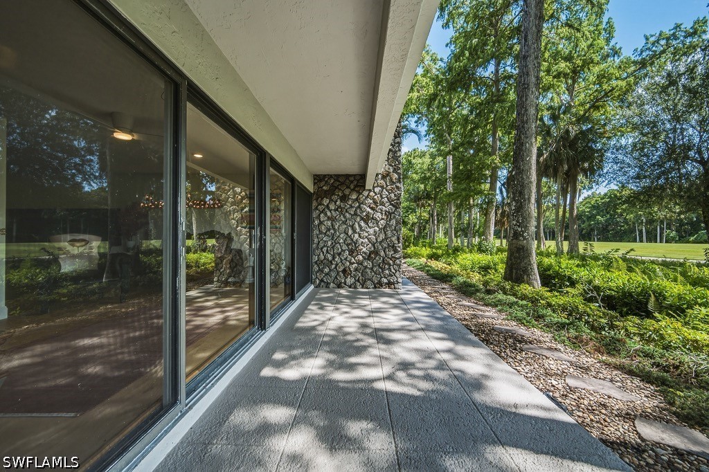 2 Bed Condominium for Sale in Naples, photo 14