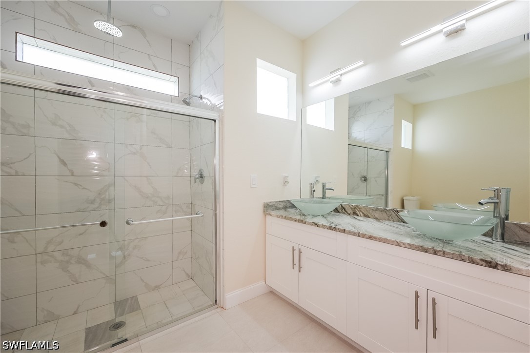 3 Bed SingleFamilyResidence for Sale in Lehigh Acres, photo 14