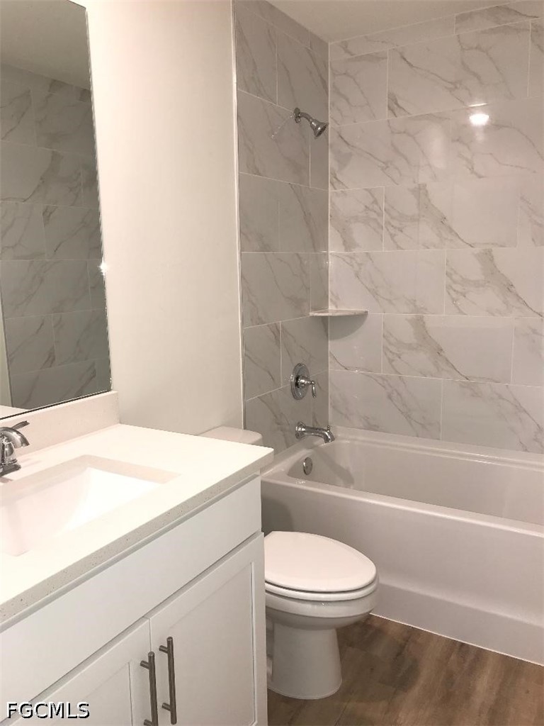 3 Bed SingleFamilyResidence for Sale in Cape Coral, photo 14