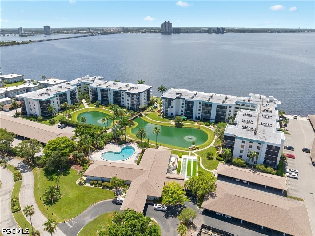 2 Bed Waterfront Home for Sale in Schooner Bay, photo 14