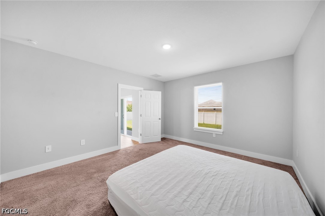 3 Bed SingleFamilyResidence for Sale in Cape Coral, photo 14