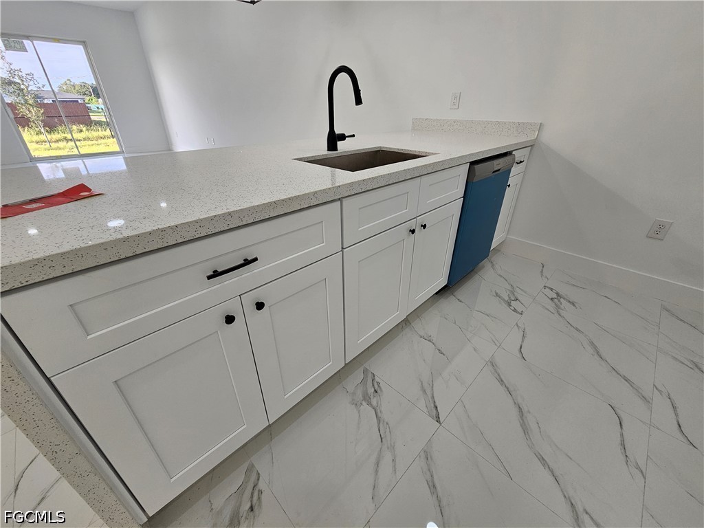 3 Bed Duplex for Sale in Cape Coral, photo 14