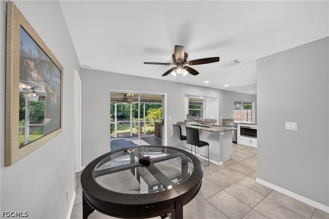 3 Bed SingleFamilyResidence for Sale in Cape Coral, photo 14