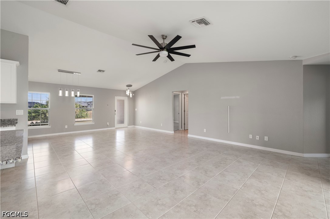 4 Bed SingleFamilyResidence for Sale in Cape Coral, photo 14