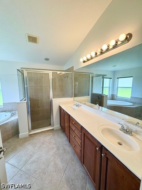 3 Bed SingleFamilyResidence for Sale in Estero, photo 14