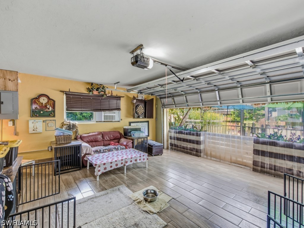 3 Bed SingleFamilyResidence for Sale in Naples, photo 14