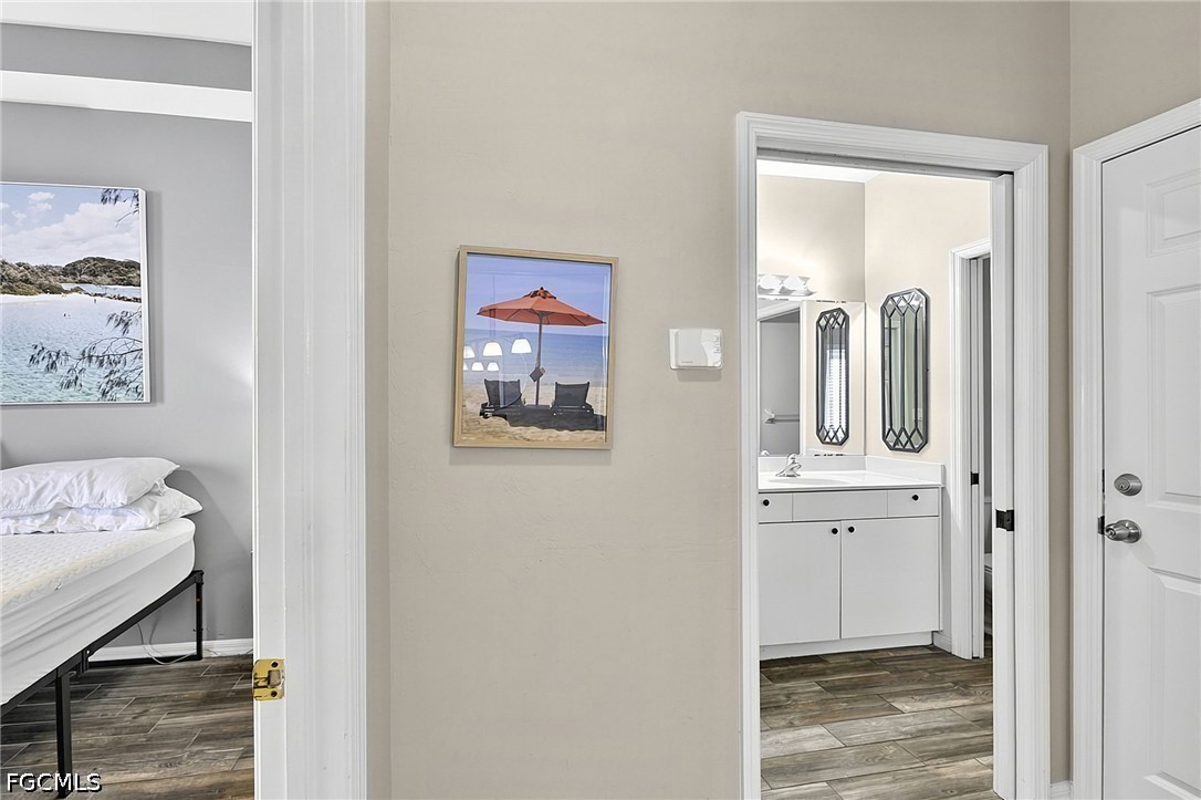 1 Bed Waterfront Home for Sale in Bonita Springs, photo 14