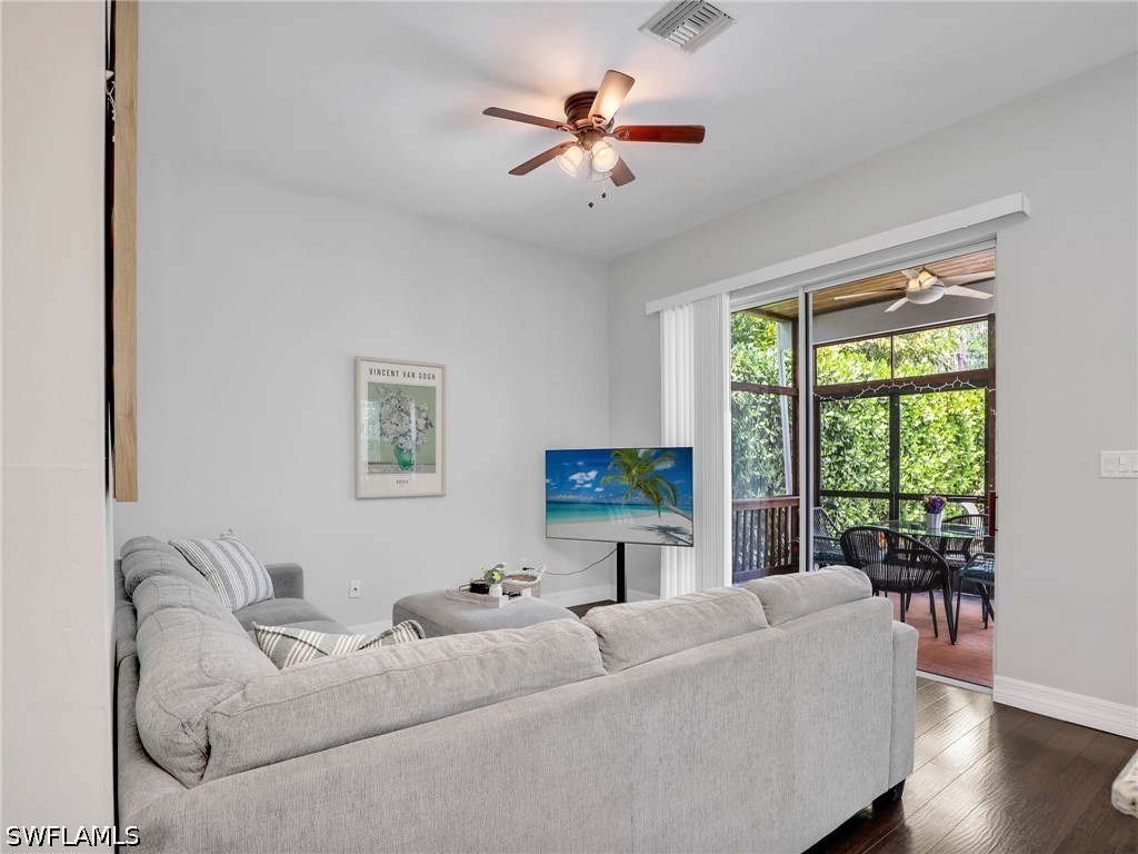 3 Bed SingleFamilyResidence for Sale in Naples, photo 14