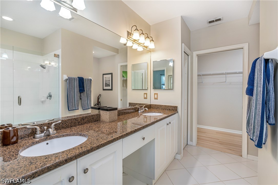 2 Bed Condominium for Sale in Hawk'S Nest, photo 14