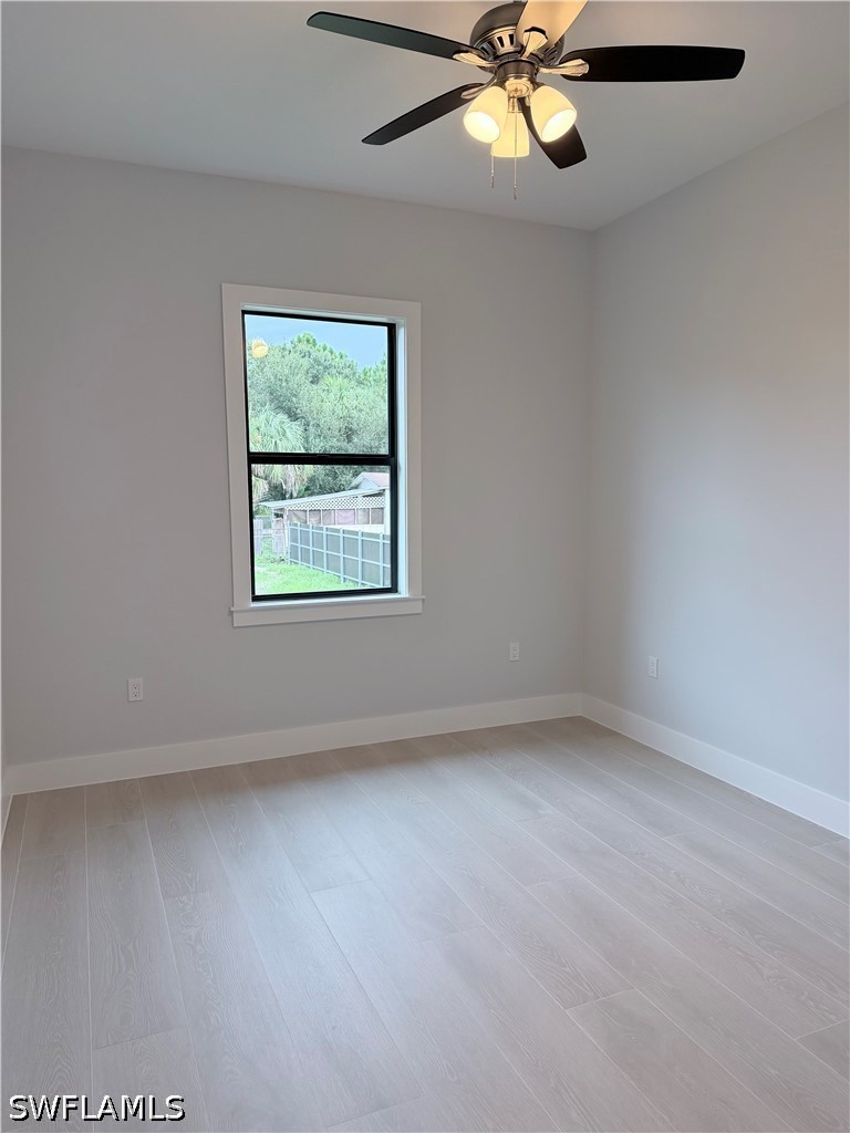 3 Bed SingleFamilyResidence for Sale in Naples, photo 14