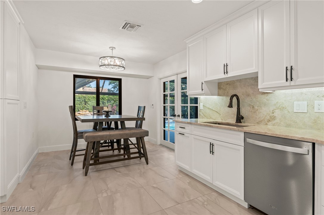 3 Bed Pool Home for Sale in Kings Lake, photo 15