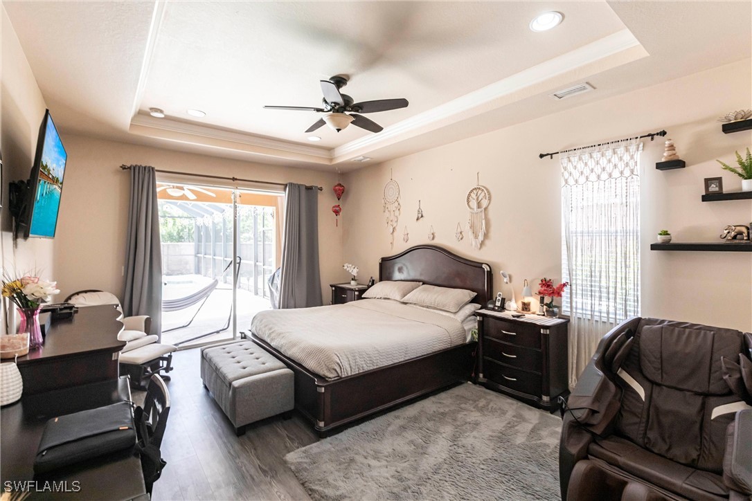 5 Bed Pool Home for Sale in Promenade West, photo 15