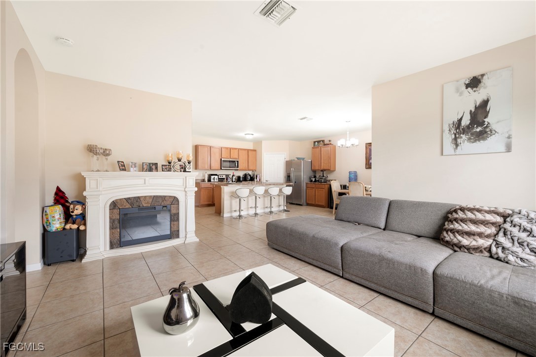 4 Bed SingleFamilyResidence for Sale in Cape Coral, photo 15