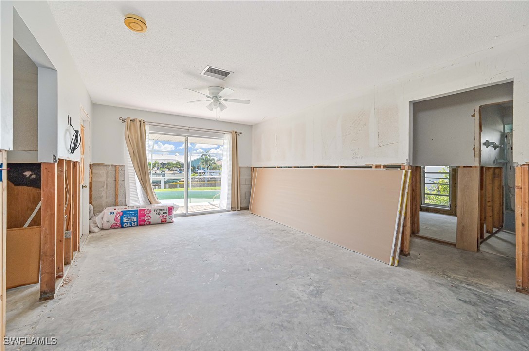 2 Bed Pool Home for Sale in Punta Gorda Isles, photo 15