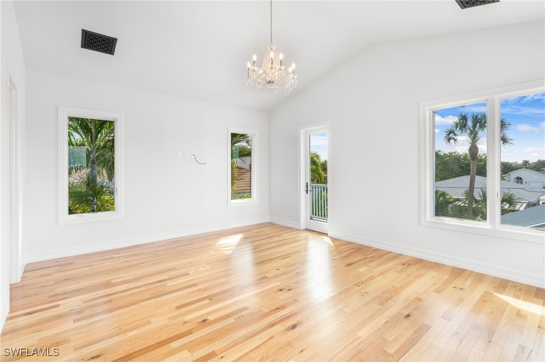 3 Bed SingleFamilyResidence for Sale in Naples Park, photo 15