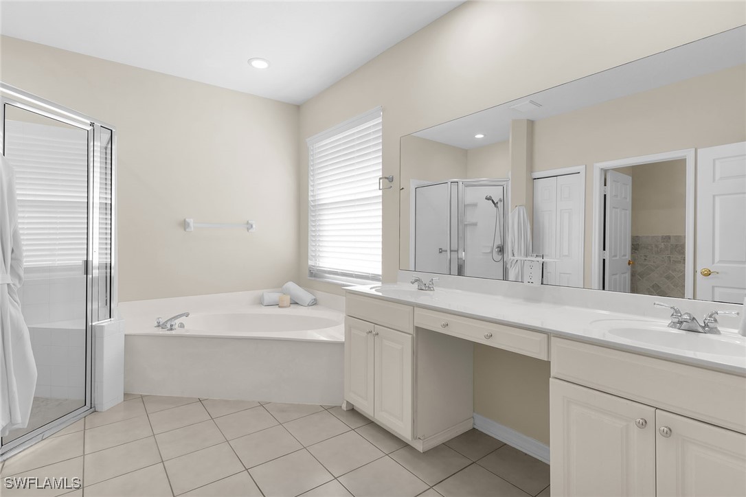 4 Bed Pool Home for Sale in Pepper Tree, photo 15