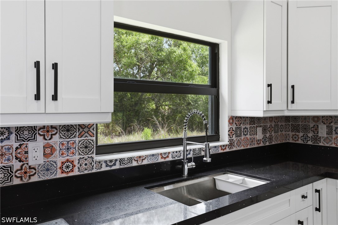 3 Bed SingleFamilyResidence for Sale in Naples, photo 15